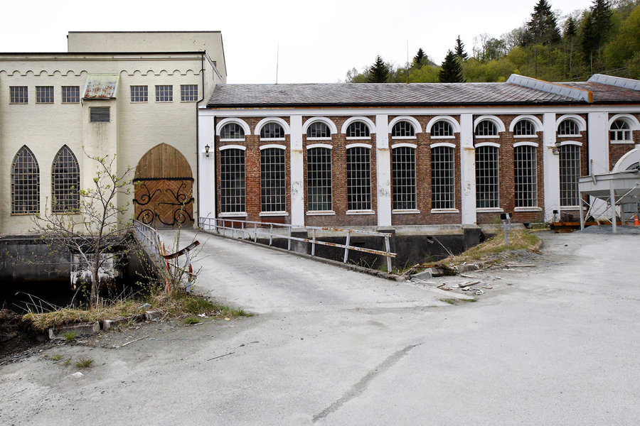 Øvre Leirfossen power plant.